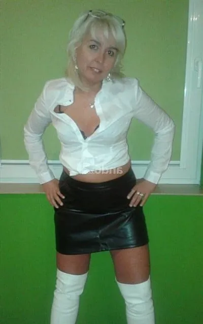 random escort 61