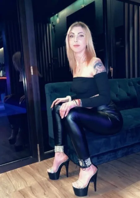 Badael, escort in Lille - 5432