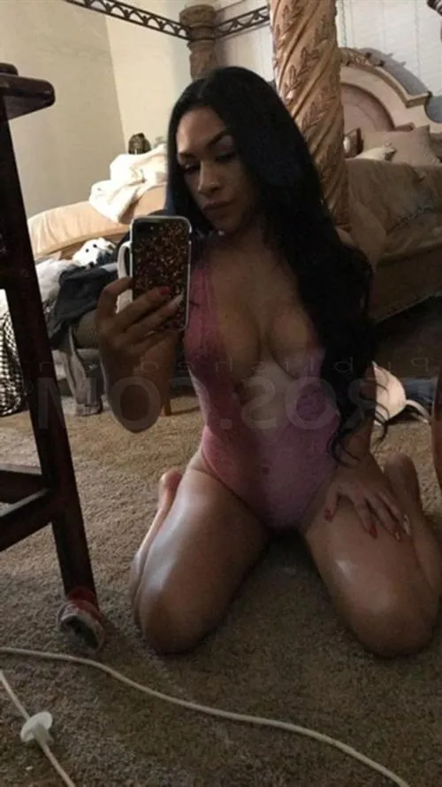 Escort Model Dyllis, Paris - 8056