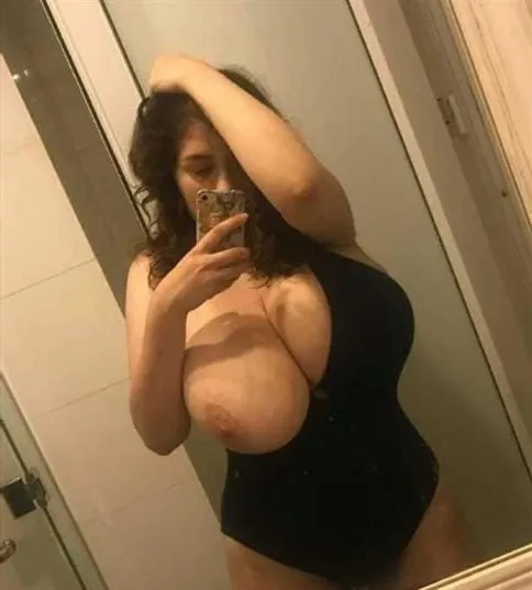 Escort Eatessam, Livry Gargan - 18075