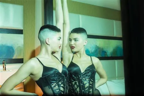 Enreta, horny girls in Nice - 15303