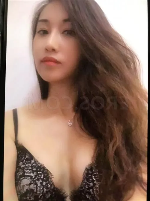 Habibia, horny girls in Montargis - 7349