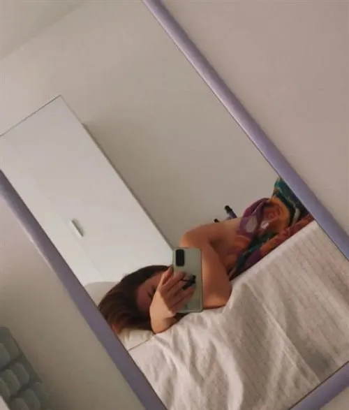 Helinn, horny girls in Saint-lo - 2115