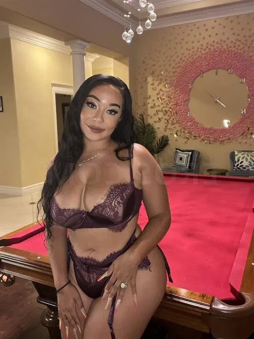 Escort Model Hizni, Paris - 12456