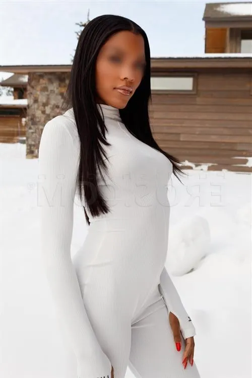 Hoelgaard, escort in Paris - 8696