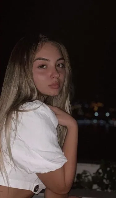 Escort Jhade, Tours - 8988