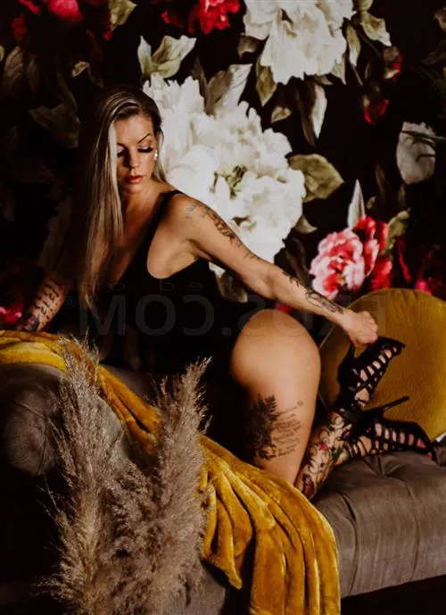 Escort Model Jolantha, Saint Tropez - 9694