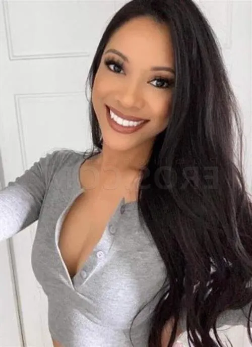 Jouniel, escort in La Roche-sur-Yon - 2048