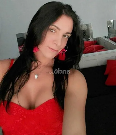 Escort Juminda, Dijon - 4333