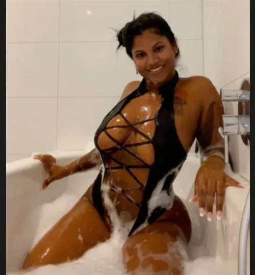Karis, escort in Paris - 11142