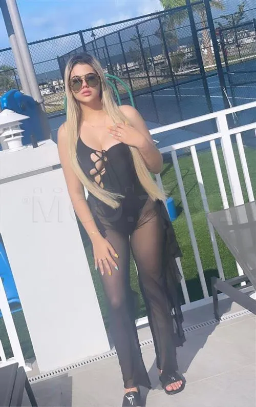 Escort Kawsar Jassim, Rouen - 4317
