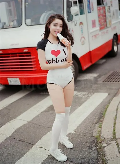 Escort Model Kosrat, Lille - 17275