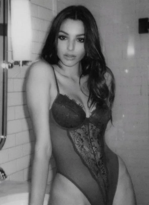 Letha, escort in Pau - 6218