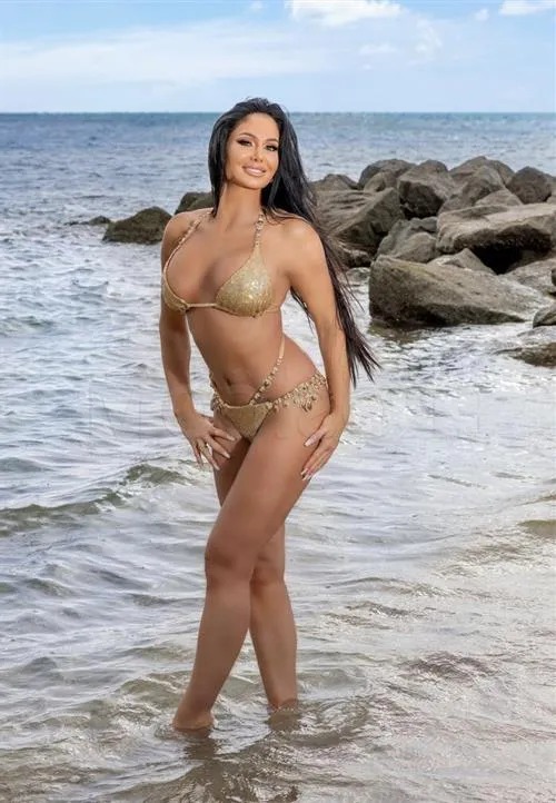 Escort Littleanais, Evry - 14001