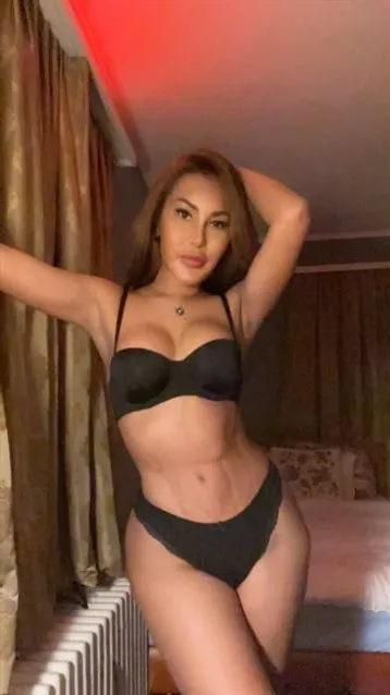 Lovely Sammie, escort in La Roche-sur-Yon - 15417