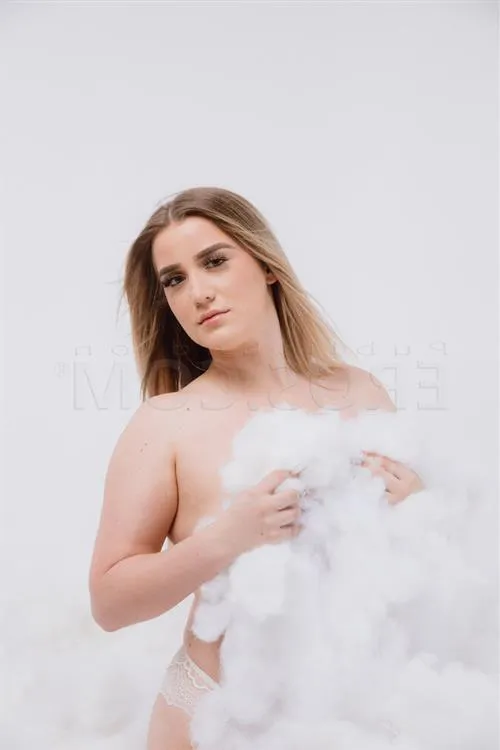 Melim, horny girls in Antigny - 10284