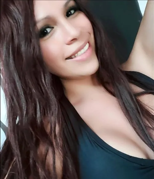 Mutiaa, horny girls in Salon de Provence - 8215