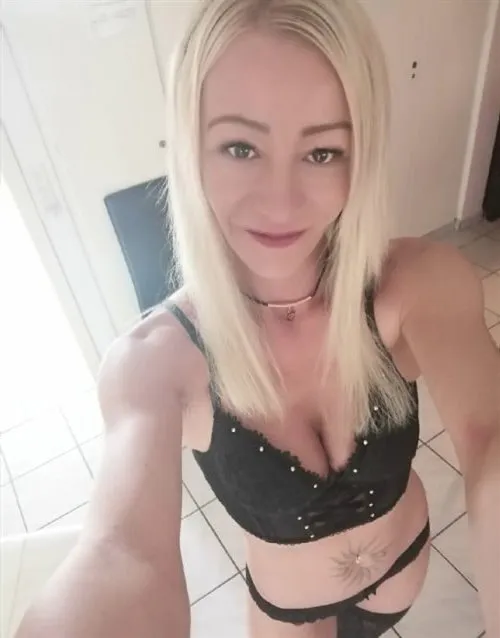 Escort Naami, Asnieres - 3204