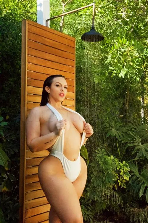 Escort Narisara, Paris - 13403