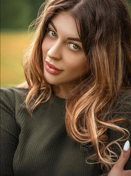 Escort Model Nawee, Le puy en Velay - 17503