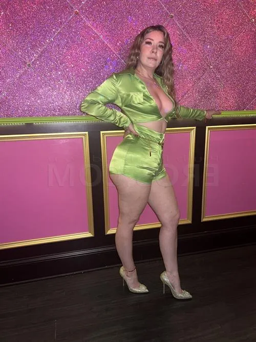 Oak, escort in Toulouse - 12082