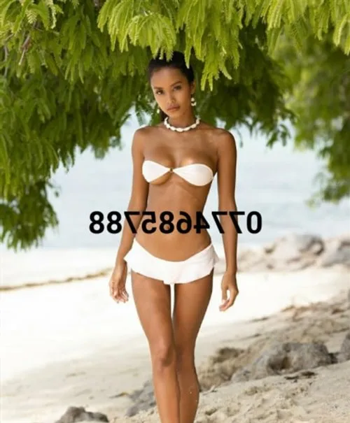 Escort Model Osabouhien, Frejus - 5239
