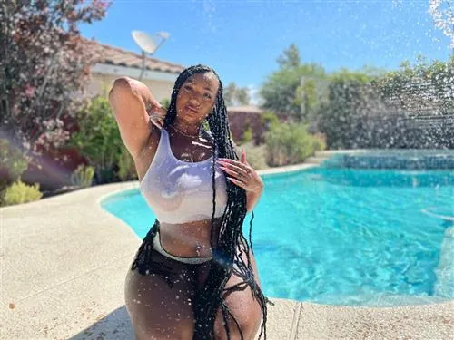 Perni, escort in Saint-lo - 9813