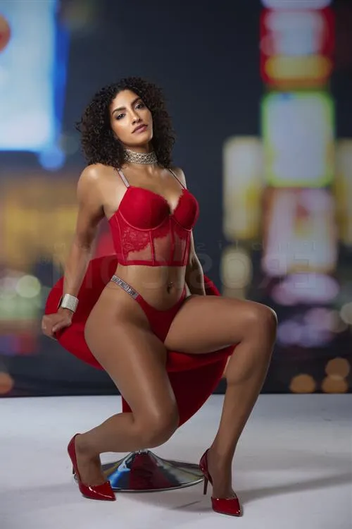 Prongit, escort in Toulouse - 281