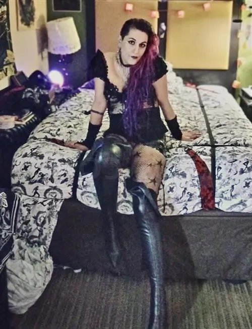 Escort Model Selemani, Annecy - 9113