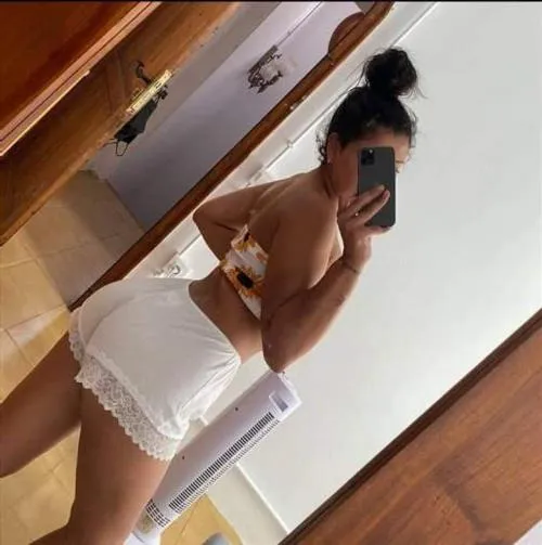Sepanta, horny girls in Annecy - 3821