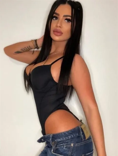 Escort Setsu, Marignane - 15418