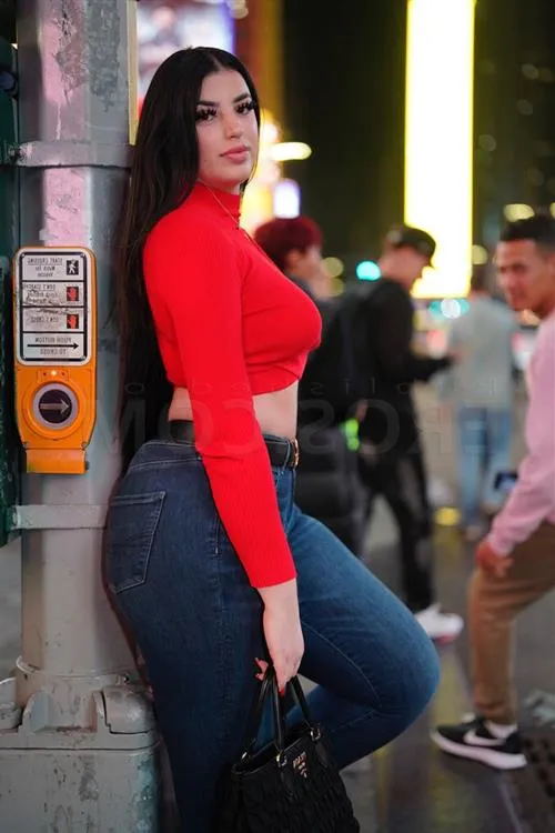 Sittinee, escort in Paris - 1167