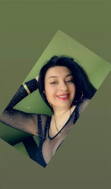 Sutthikanchuda, horny girls in Les Ulis - 10444