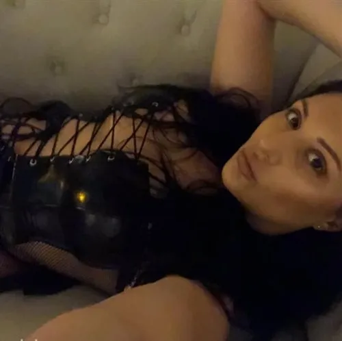 Tsnela, horny girls in Chambery - 10178