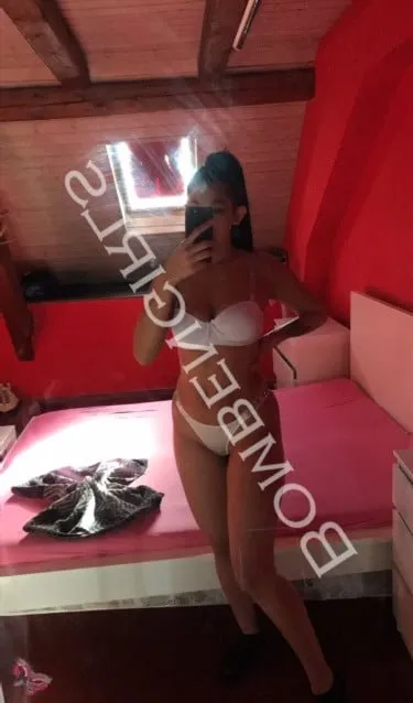 Escort Model Wivi An, Lyon - 9742