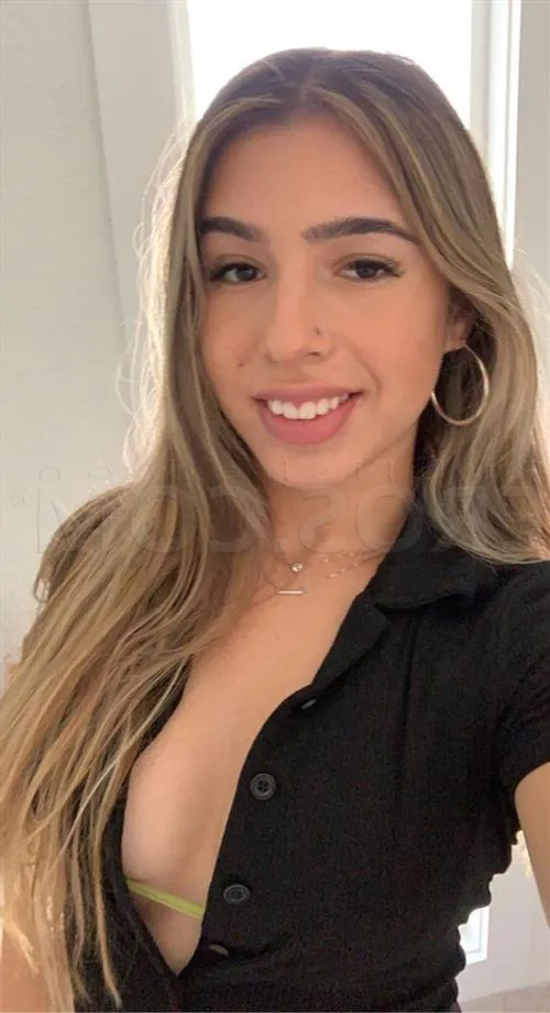 Yan Shu, escort in Frejus - 6789